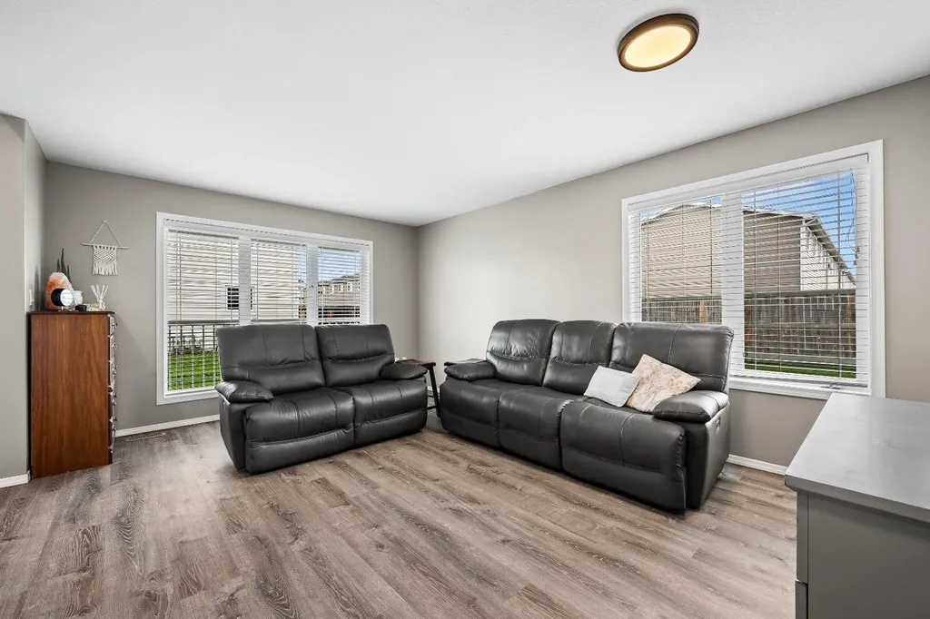 4727 20 Street Lloydminster SK S9V 0Z4