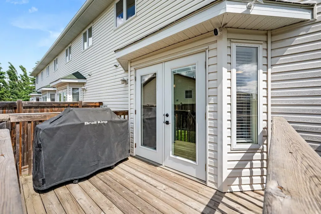4727 20 Street Lloydminster SK S9V 0Z4