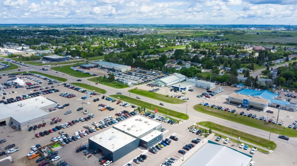 5104 21 Street Close Lloydminster AB T9V 3K7