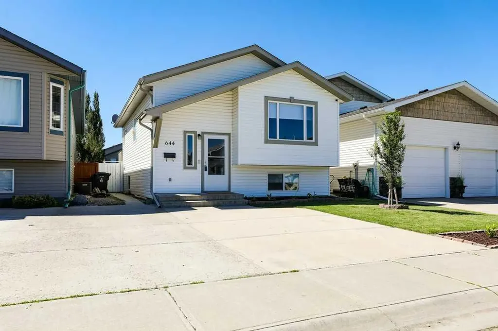 644 Aberdeen Crescent W Lethbridge AB T1J5A9