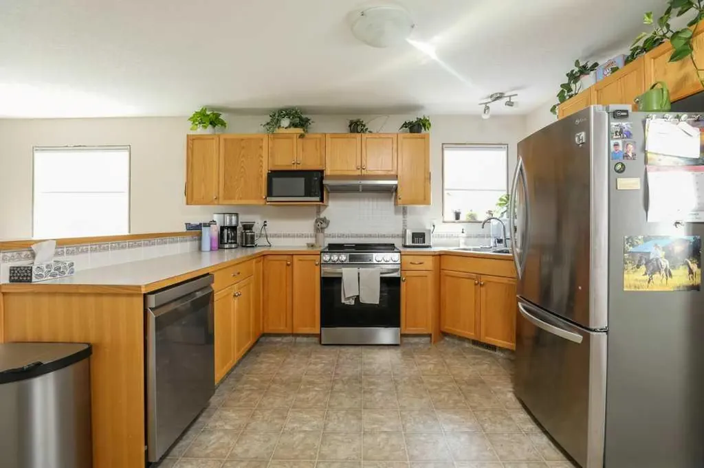 644 Aberdeen Crescent W Lethbridge AB T1J5A9
