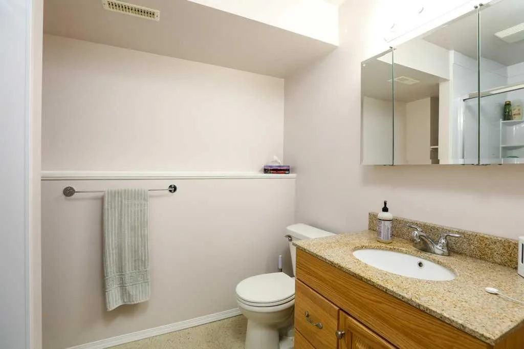 644 Aberdeen Crescent W Lethbridge AB T1J5A9