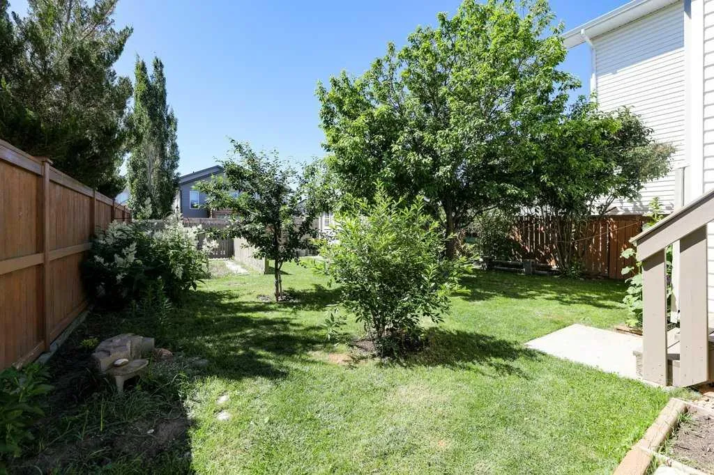 644 Aberdeen Crescent W Lethbridge AB T1J5A9