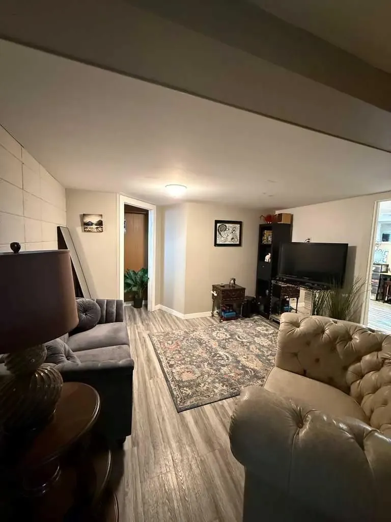1505 6a Avenue N Lethbridge AB T1H0V9