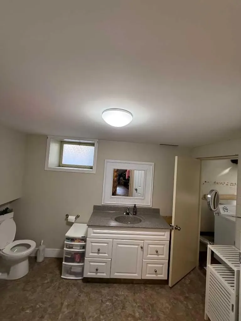 1505 6a Avenue N Lethbridge AB T1H0V9