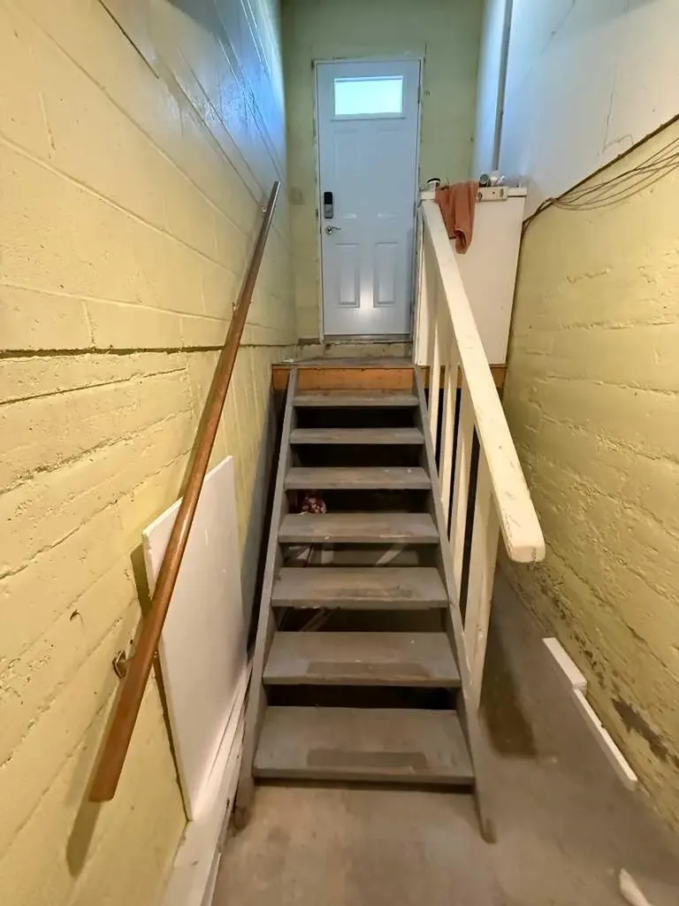 1505 6a Avenue N Lethbridge AB T1H0V9