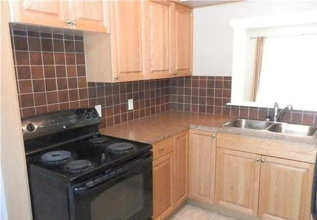 4906-4914 49 Street Berwyn AB T0H0E0