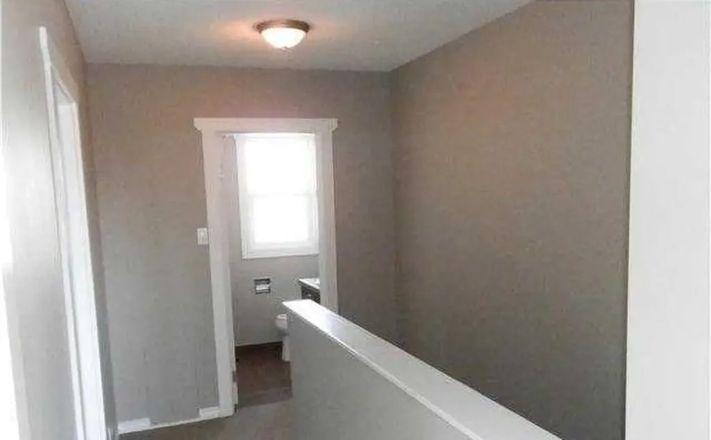 4906-4914 49 Street Berwyn AB T0H0E0
