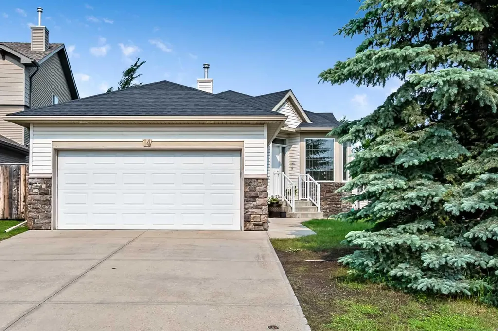 14 Cimarron Park Cove Okotoks AB T1S 2L8