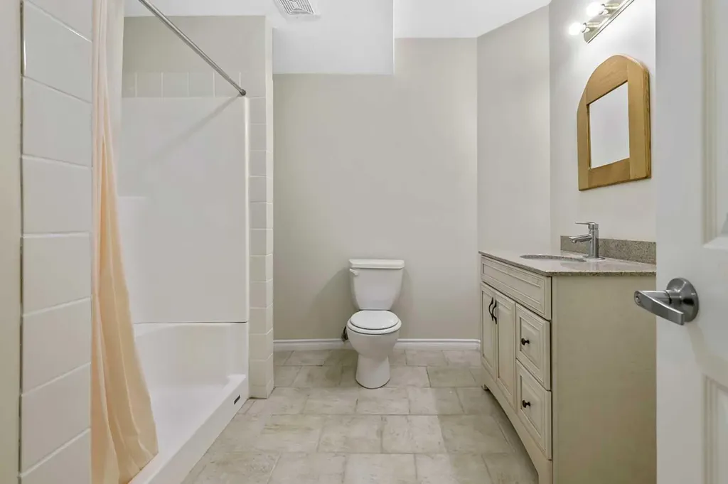 14 Cimarron Park Cove Okotoks AB T1S 2L8
