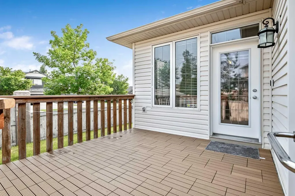 14 Cimarron Park Cove Okotoks AB T1S 2L8