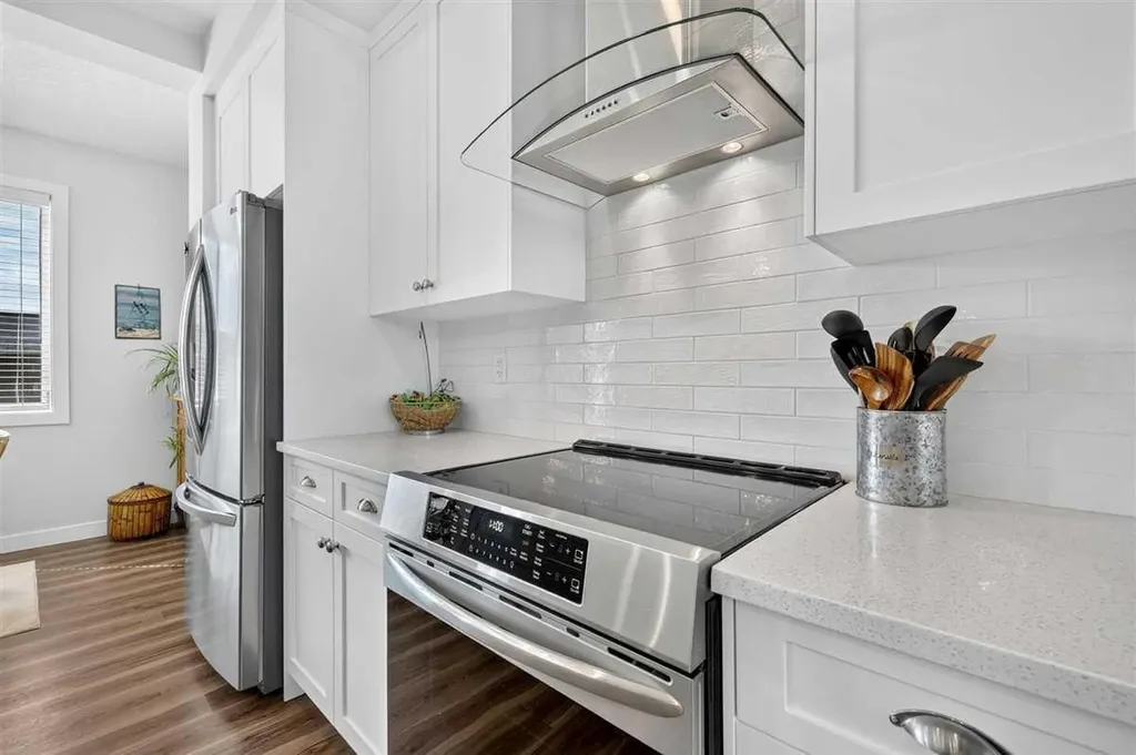145 Waterford Boulevard Chestermere AB T1X 2M9