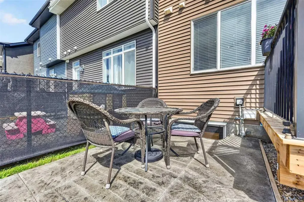 145 Waterford Boulevard Chestermere AB T1X 2M9
