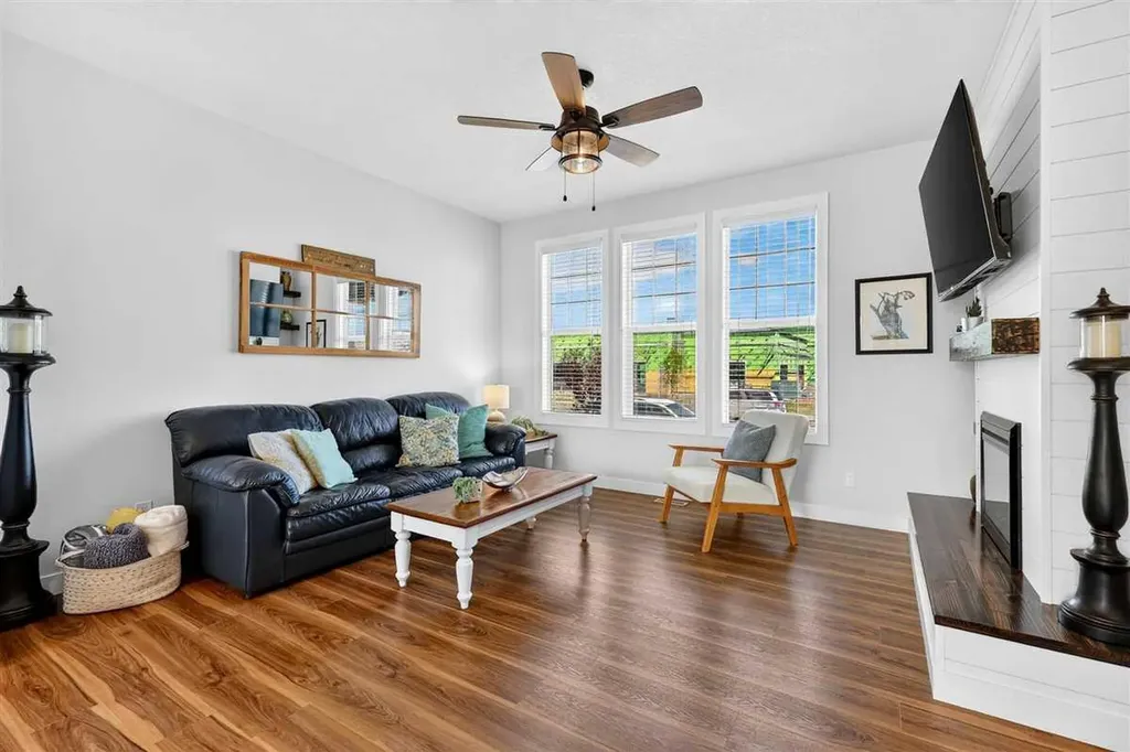 145 Waterford Boulevard Chestermere AB T1X 2M9