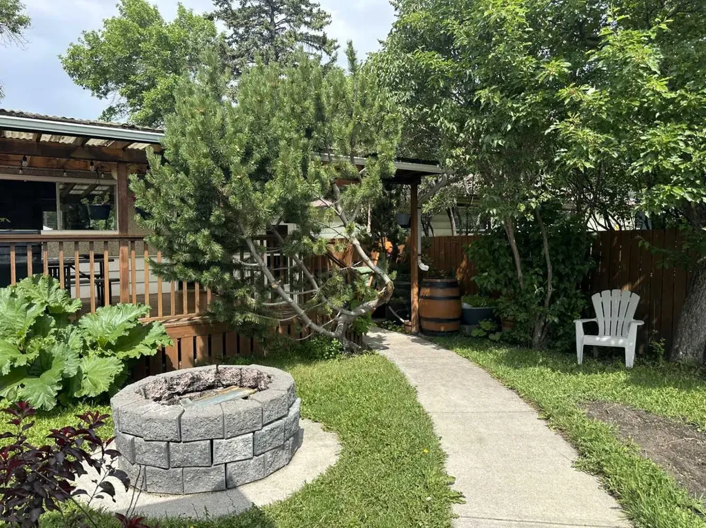 2510 35 Street SE Calgary AB T2B0X3