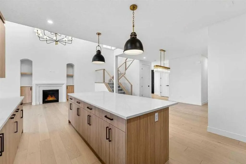 539 Waterford Rise Chestermere AB T1X 3B5