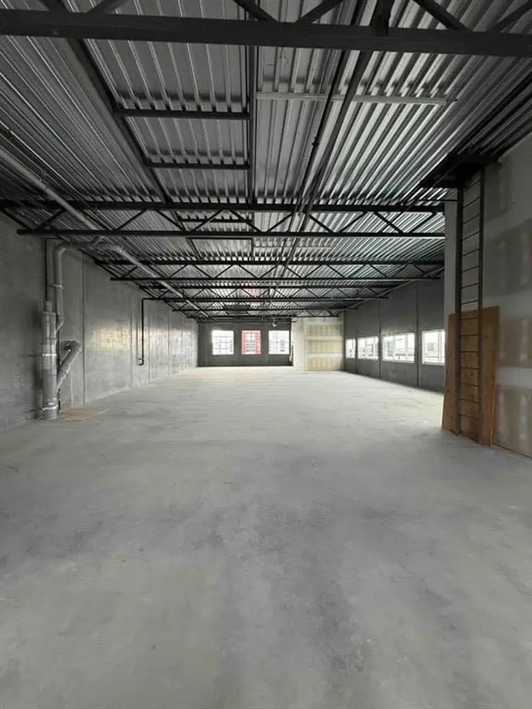 6520 36 Street NE Calgary AB T3J 4C8