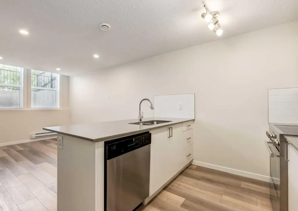 408 Cranbrook Square SE Calgary AB T3M 3K8