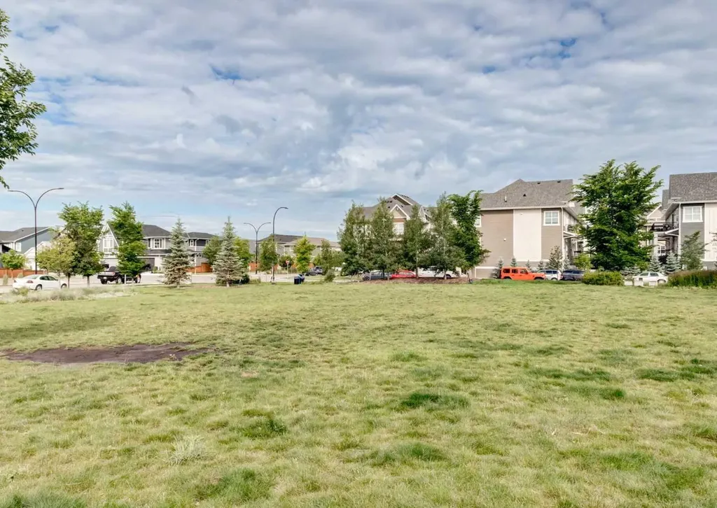 408 Cranbrook Square SE Calgary AB T3M 3K8