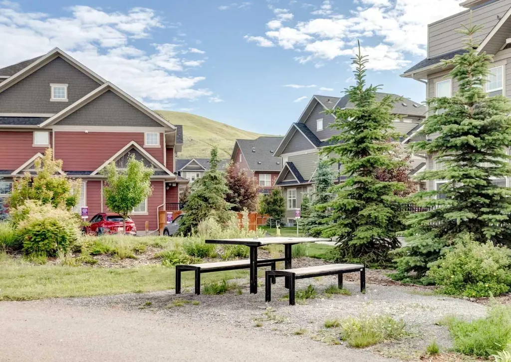 408 Cranbrook Square SE Calgary AB T3M 3K8