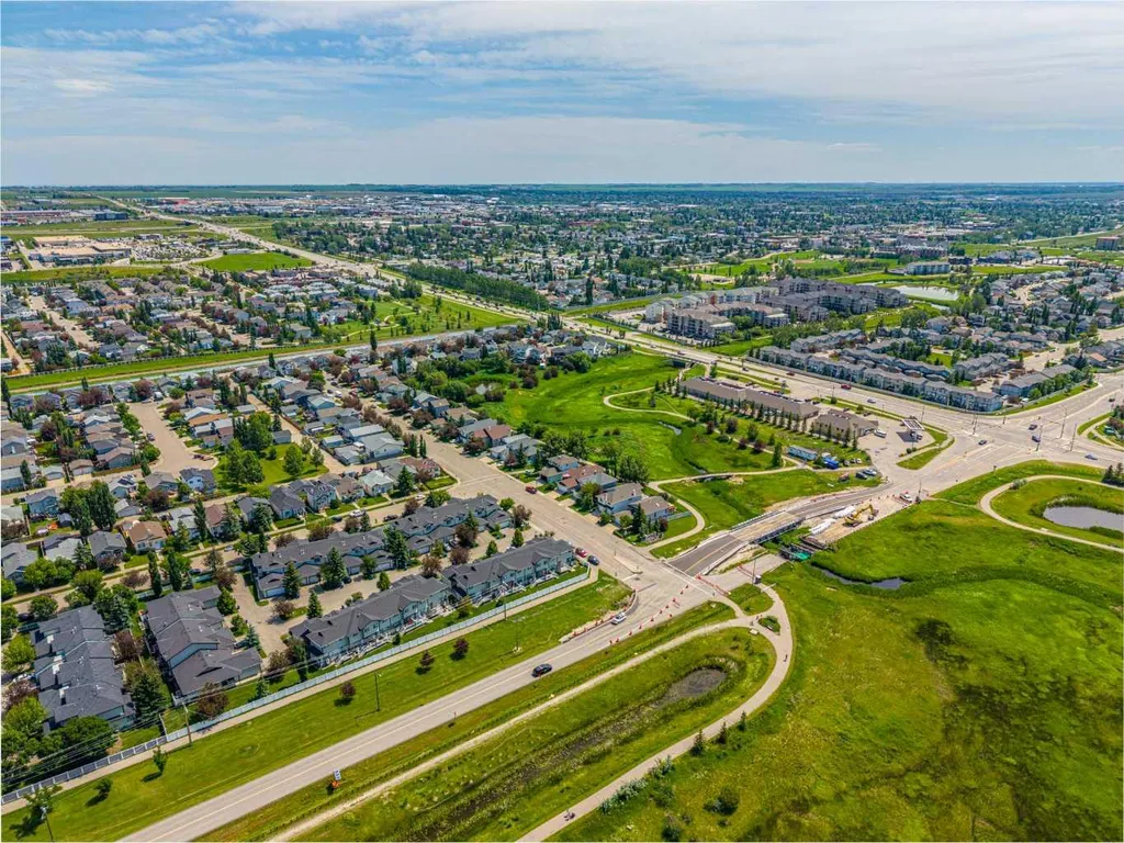 12 Silver Creek Boulevard NW Airdrie AB T4B 2R2