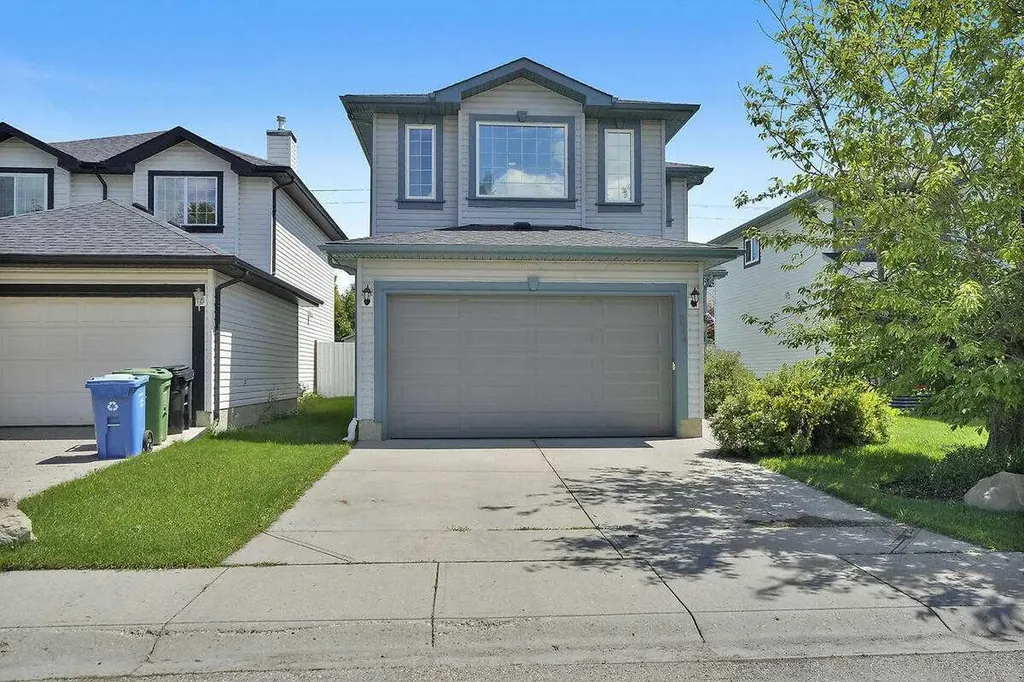 274 Somerside Park SW Calgary AB T2Y 3G5