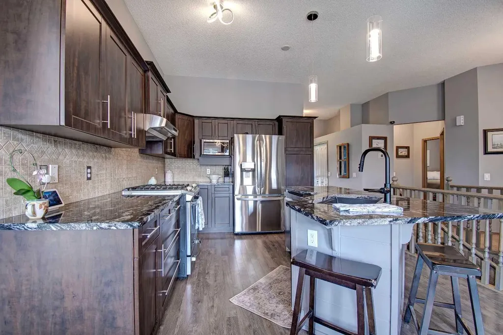 2391 Morris Crescent SE Airdrie AB T4A2B6