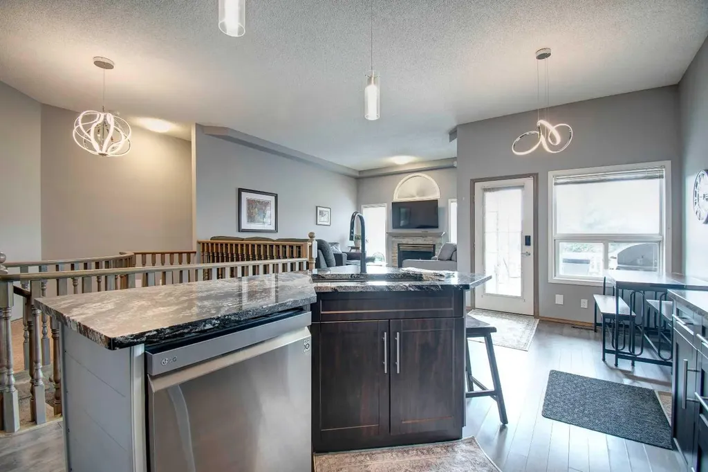 2391 Morris Crescent SE Airdrie AB T4A2B6