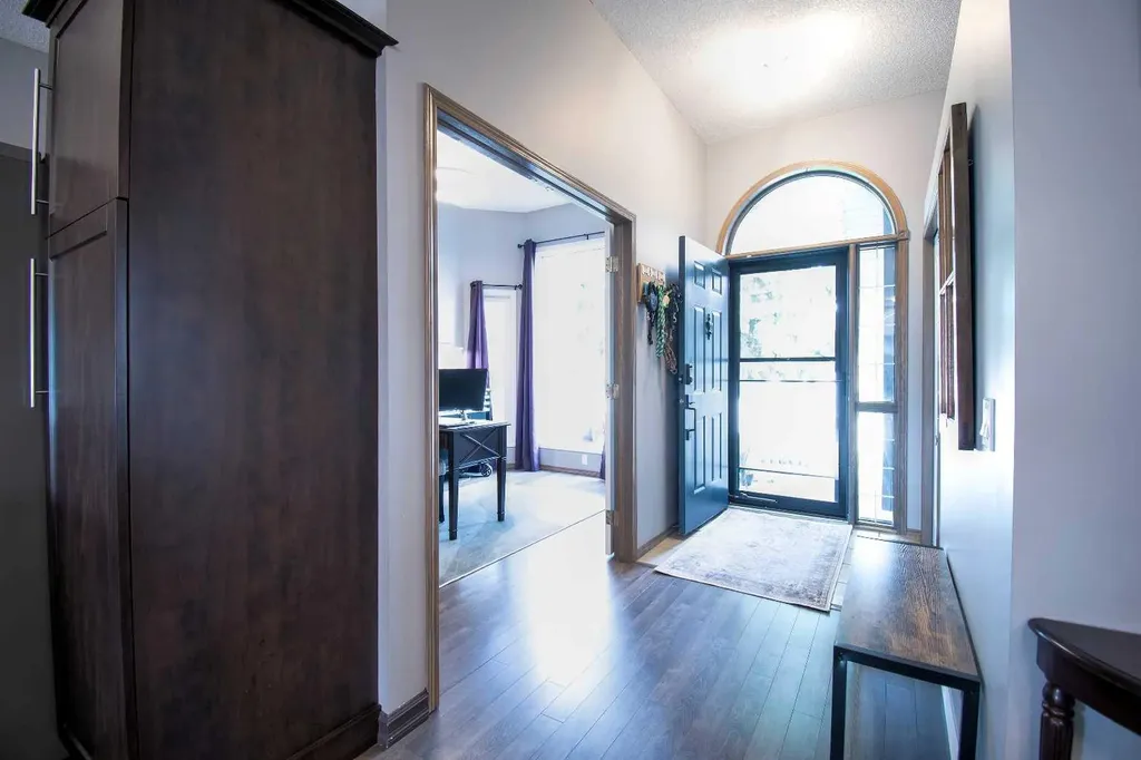 2391 Morris Crescent SE Airdrie AB T4A2B6