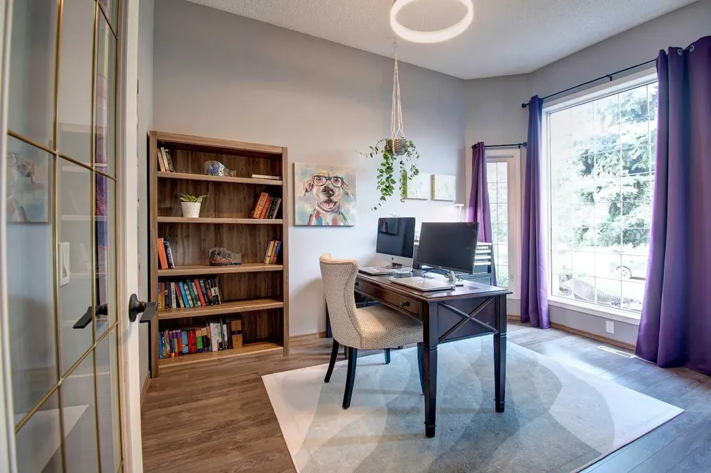 2391 Morris Crescent SE Airdrie AB T4A2B6