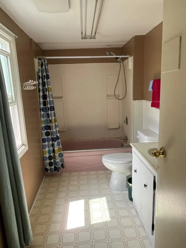 5008 48 Avenue Caroline AB T0M 0M0