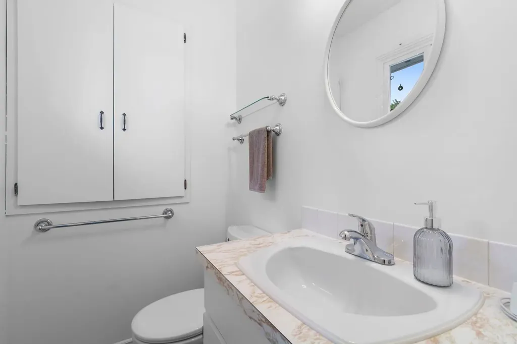 10128 85 Avenue Grande Prairie AB T8V 3K8