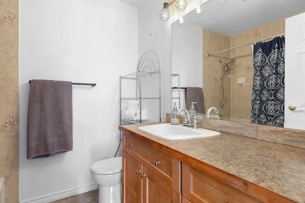 10128 85 Avenue Grande Prairie AB T8V 3K8