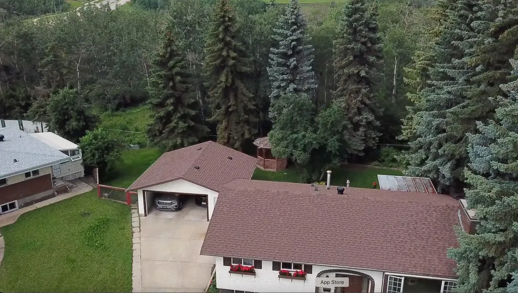 10128 85 Avenue Grande Prairie AB T8V 3K8