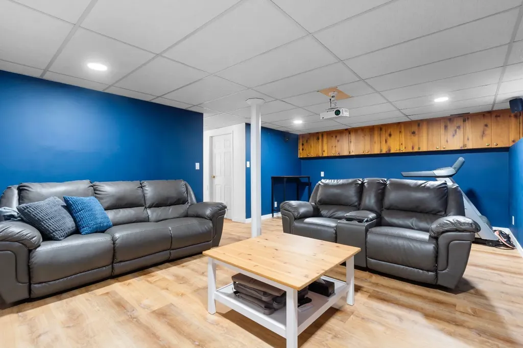 10128 85 Avenue Grande Prairie AB T8V 3K8