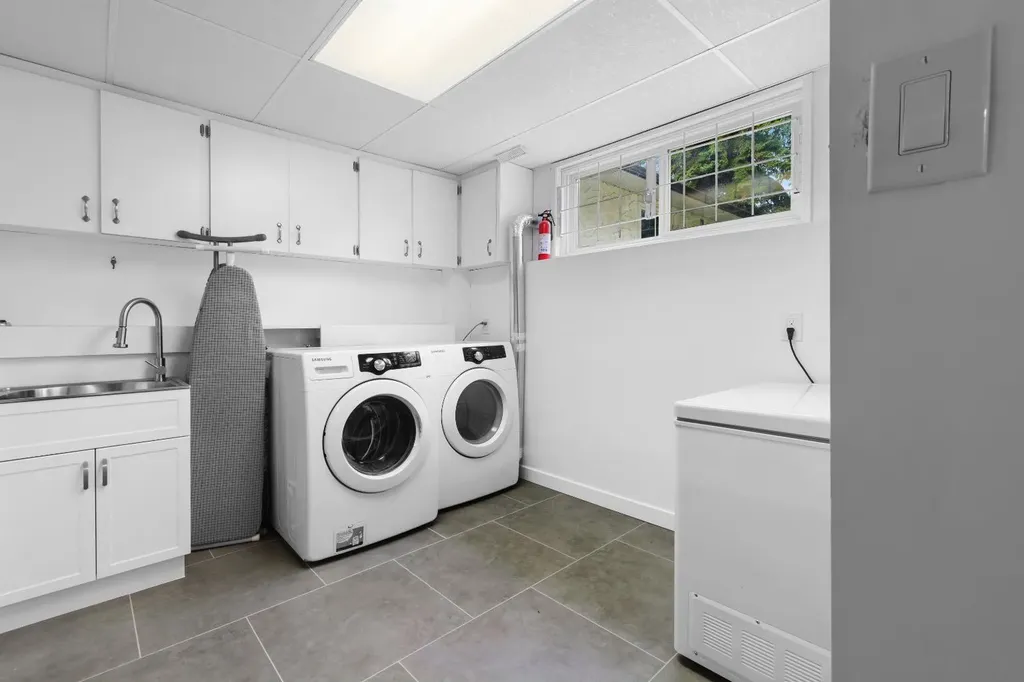 10128 85 Avenue Grande Prairie AB T8V 3K8