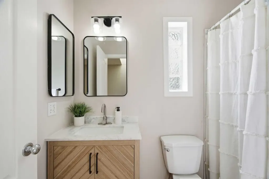 1044 Creek Springs Rise NW Airdrie AB T4B 2V5