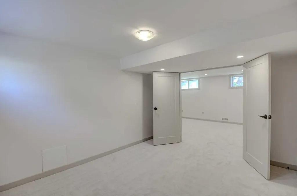 205 Allan Crescent SE Calgary AB T2J 0T3