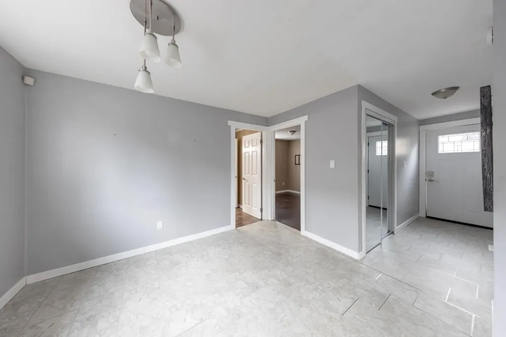 4717 49 Street Lloydminster SK S9V0L7