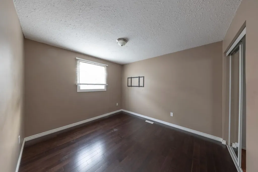 4717 49 Street Lloydminster SK S9V0L7
