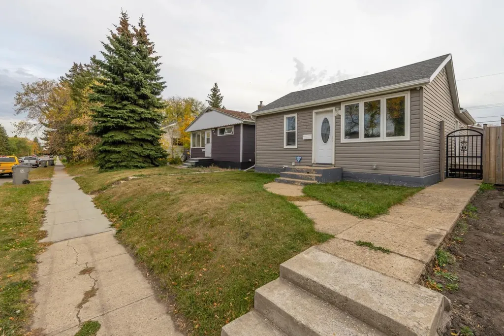 4717 49 Street Lloydminster SK S9V0L7