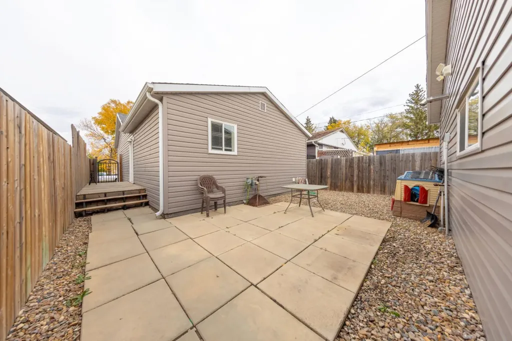 4717 49 Street Lloydminster SK S9V0L7