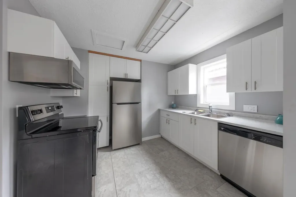 4717 49 Street Lloydminster SK S9V0L7