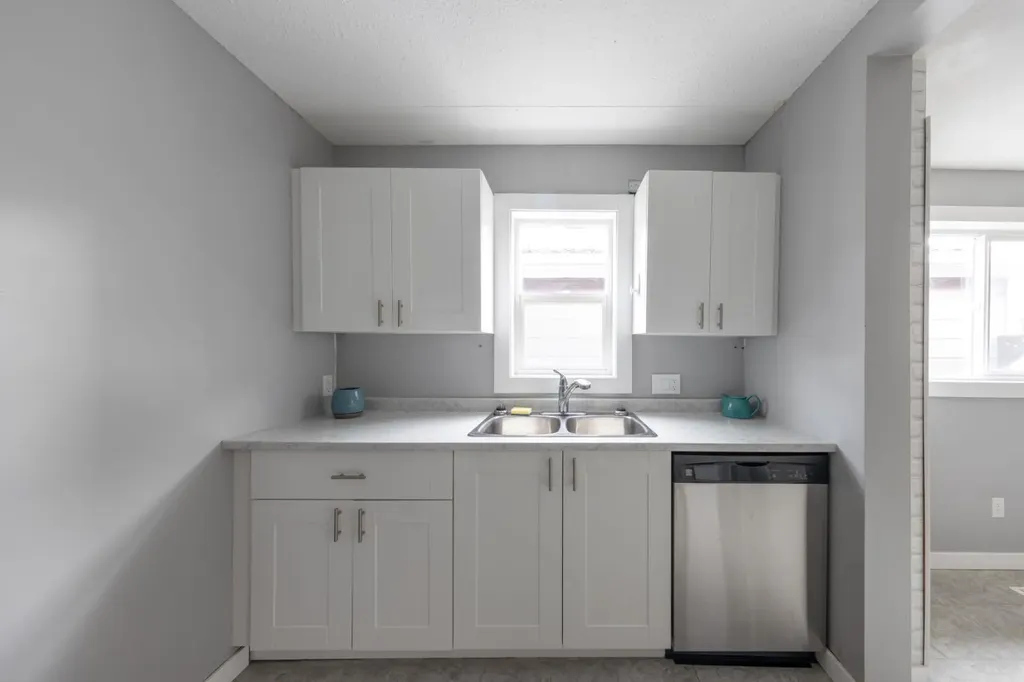 4717 49 Street Lloydminster SK S9V0L7