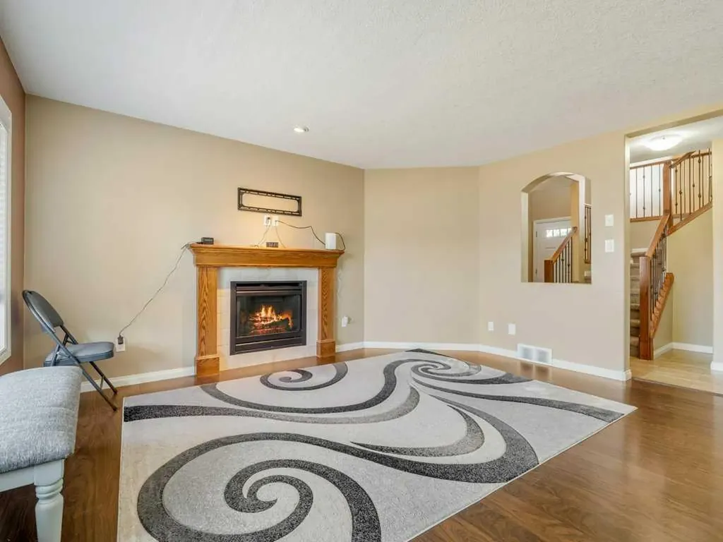 17 Coalbanks Link W Lethbridge AB T1J 4H6