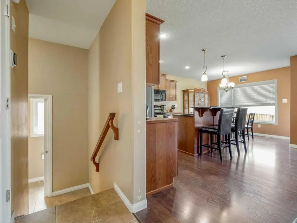 17 Coalbanks Link W Lethbridge AB T1J 4H6