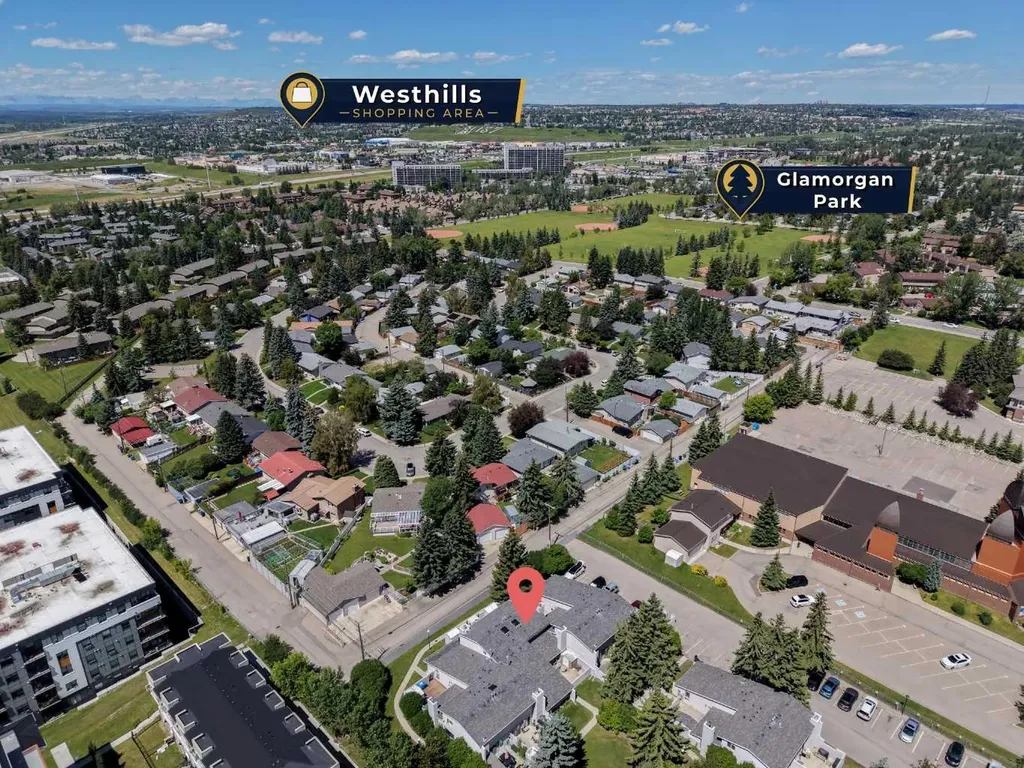 4915 45 Street SW Calgary AB T3E 3W5