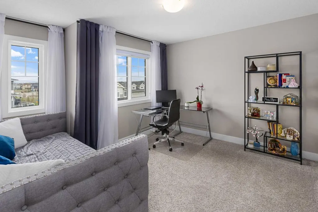 1595 Baywater Street SW Airdrie AB T4B 5K6
