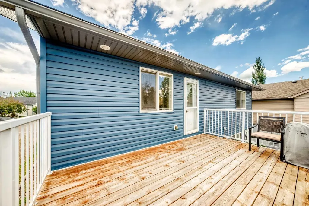 4 Strathford Place Strathmore AB T1P 1S4