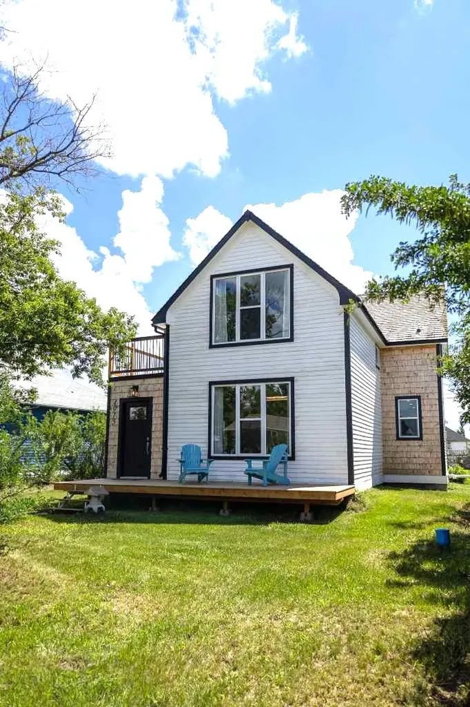 4915 49 Street Hardisty AB T0B 1V0